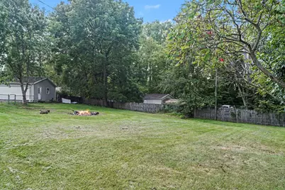 235 W 2nd Street, Constantine, MI 49042 - Photo 15