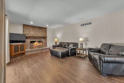 10098 Newfound Gap, Brighton, MI 48114 - Photo 15