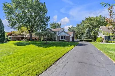 10098 Newfound Gap, Brighton, MI 48114 - Photo 3