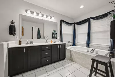 226 Embury Drive, Battle Creek, MI 49014 - Photo 9