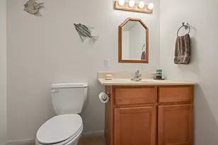 226 Embury Dr, Battle Creek, MI 49014 - Photo 23