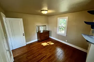 738 Washington Ave, Holland, MI 49423 - Photo 29