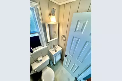 738 Washington Avenue, Holland, MI 49423 - Photo 11
