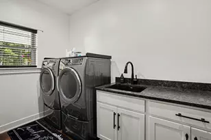 155 N Park St, Muskegon, MI 49442 - Photo 29