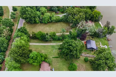 18729 S River Road, Three Rivers, MI 49093 - Photo 5