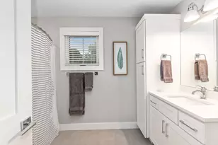 120 Kewatin Ct, Douglas, MI 49406 - Photo 21