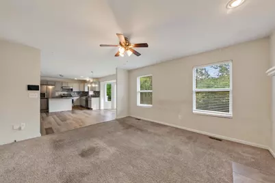 10650 Scarlet Oak Drive, Ypsilanti, MI 48198 - Photo 17