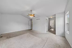 10650 Scarlet Oak Dr, Ypsilanti, MI 48198 - Photo 39