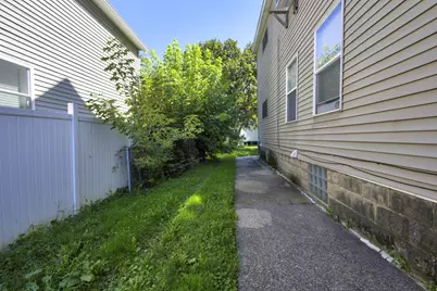 818 Alpine Avenue NW, Grand Rapids, MI 49504 - Photo 29