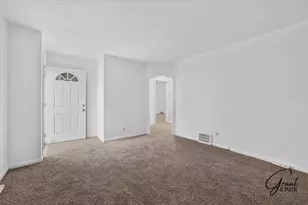 20101 Hickory St, Detroit, MI 48205 - Photo 3
