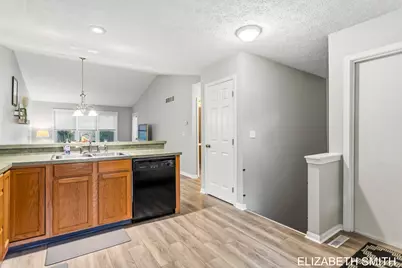434 Lincoln Ridge Drive #14, Holland, MI 49423 - Photo 9