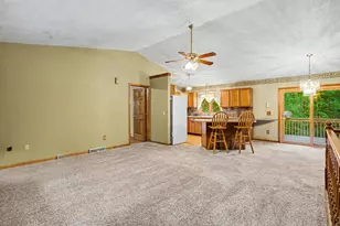 10592 Osborn St, Grand Haven, MI 49417 - Photo 9