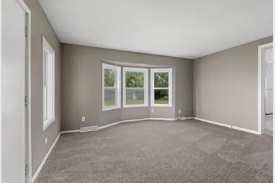 2836 Knapp Street NE, Grand Rapids, MI 49525 - Photo 9