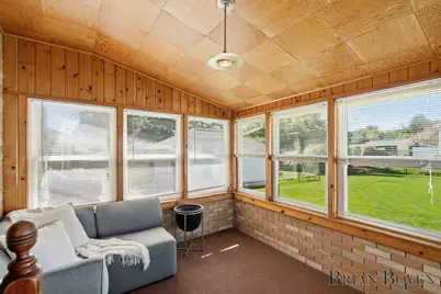 1857 Houseman Avenue NE, Grand Rapids, MI 49505 - Photo 17