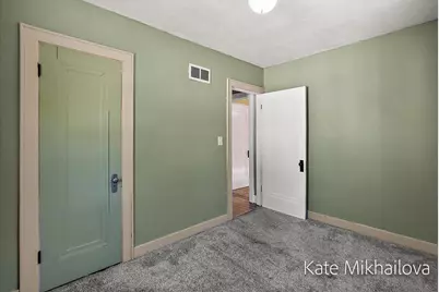 850 Upton Avenue, Springfield, MI 49037 - Photo 31