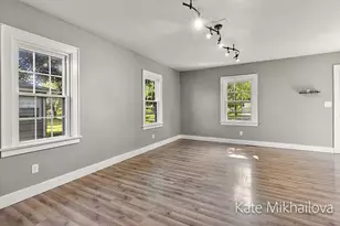850 Upton Ave, Springfield, MI 49037 - Photo 13
