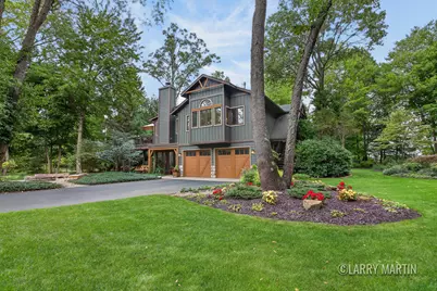 1895 W Lakewood Boulevard, Holland, MI 49424 - Photo 5