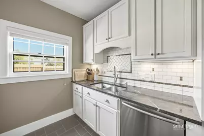 439 Lyon Street NE, Grand Rapids, MI 49503 - Photo 9