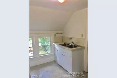 627 N Adams, Ypsilanti, MI 48197 - Photo 17