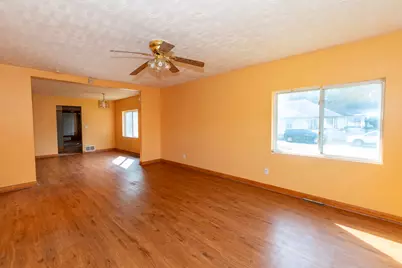 847 Colfax Avenue, Benton Harbor, MI 49022 - Photo 7