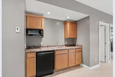 7665 Canyon Drive, Kalamazoo, MI 49009 - Photo 39