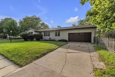 1601 Peach Street, Ann Arbor, MI 48105 - Photo 3