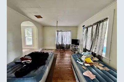 609 N Ionia Street, Albion, MI 49224 - Photo 3