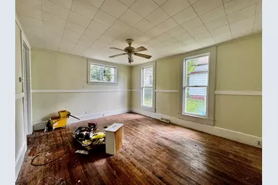 609 N Ionia Street, Albion, MI 49224 - Photo 5