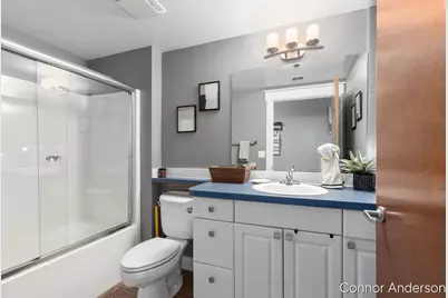 600 Broadway Avenue NW #411, Grand Rapids, MI 49504 - Photo 13