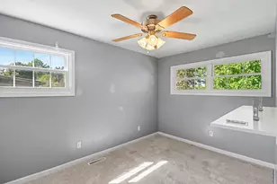 5227 Hoag Rd, Battle Creek, MI 49015 - Photo 13