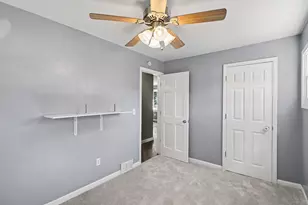 5227 Hoag Rd, Battle Creek, MI 49015 - Photo 15