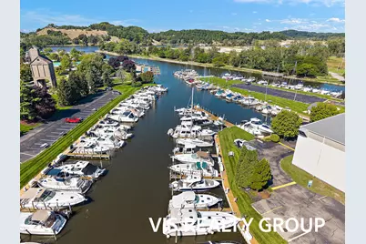 135 Wharfside #135, Grand Haven, MI 49417 - Photo 21