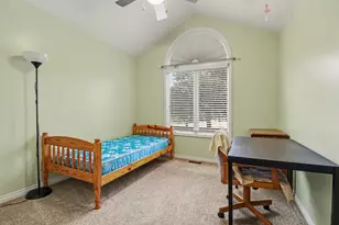 39138 Casimira Ave, Sterling Heights, MI 48313 - Photo 9