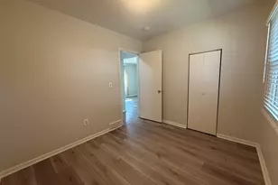 23090 Powell Ave, Hazel Park, MI 48030 - Photo 9