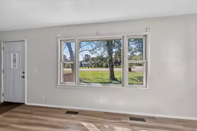 32558 M 43, Paw Paw, MI 49079 - Photo 5
