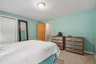 2623 Valley Ave NW, Grand Rapids, MI 49544 - Photo 11