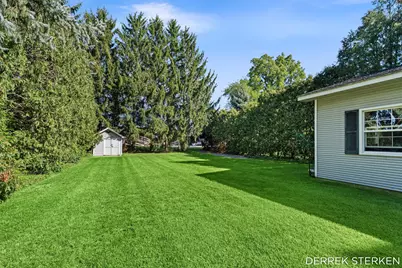125 W Main Avenue, Zeeland, MI 49464 - Photo 59