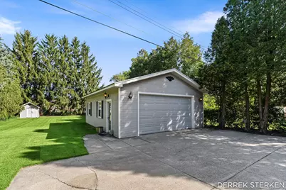 125 W Main Avenue, Zeeland, MI 49464 - Photo 57