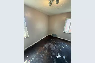15018 Eastburn Street, Detroit, MI 48205 - Photo 9