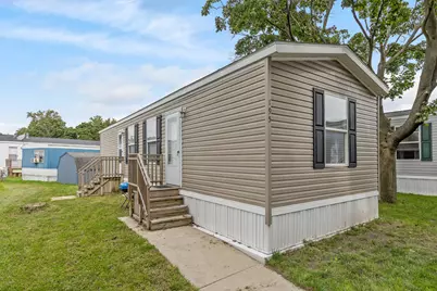 195 S Green Meadow Street SE, Grand Rapids, MI 49548 - Photo 3