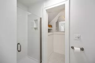 217 Hampton Ave SE, Grand Rapids, MI 49506 - Photo 23