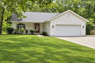 840 Glenwood Ave, Muskegon, MI 49445 - Photo 1