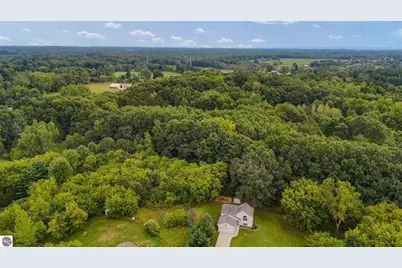 7015 Cedar Highlands Drive, Cedar Springs, MI 49319 - Photo 27