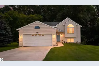 7015 Cedar Highlands Drive, Cedar Springs, MI 49319 - Photo 1