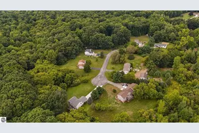 7015 Cedar Highlands Drive, Cedar Springs, MI 49319 - Photo 29