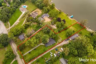 10383 N Cedar Dr, Grand Haven, MI 49417 - Photo 3