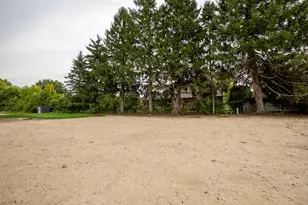 19342 Newburgh Rd, Livonia, MI 48152 - Photo 39