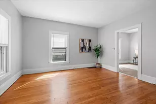 631 Paris Ave SE, Grand Rapids, MI 49503 - Photo 9