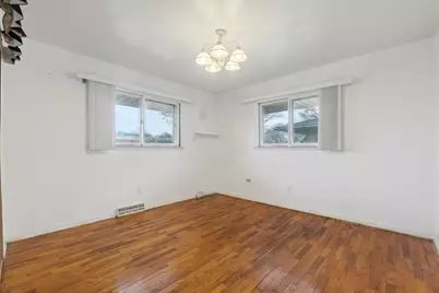 3172 Mysylvia Drive, Saginaw, MI 48601 - Photo 7