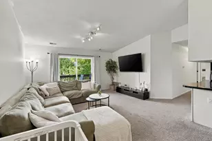 9634 Sawgrass Ct, Van Buren Township, MI 48111 - Photo 5